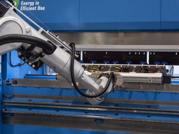Robotic Bending Cells